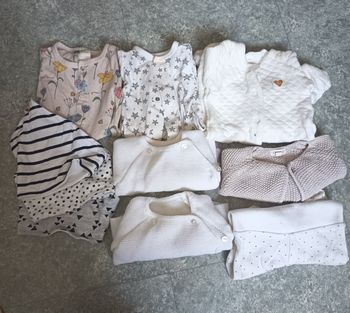 Lot de vêtements bébé 1 mois 