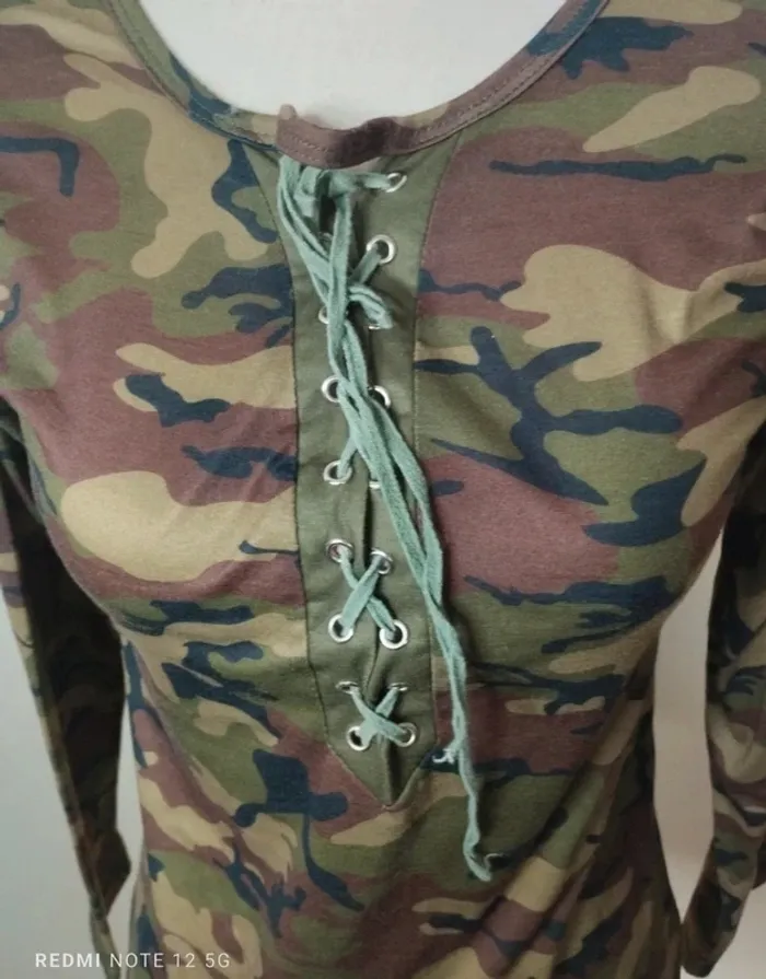 Haut manches longues camouflage taille S - photo numéro 2