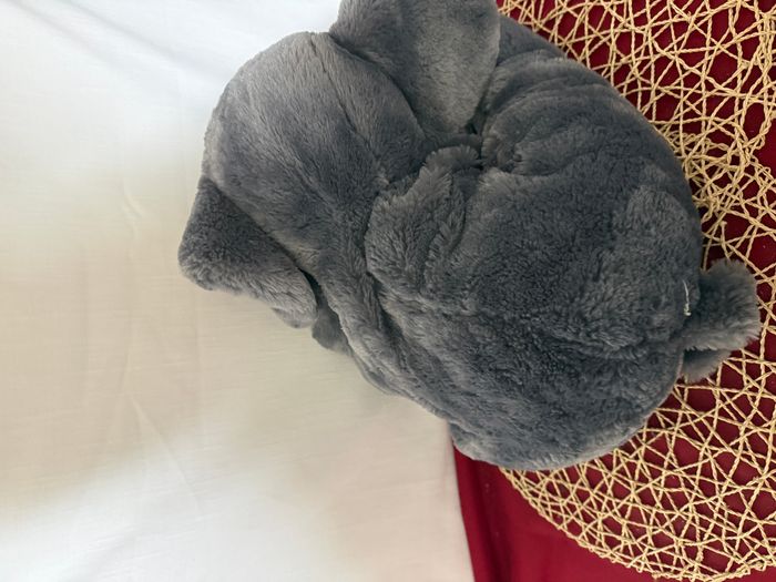 Grand éléphant en peluche, gris et blanc, marque inconnue - photo numéro 4