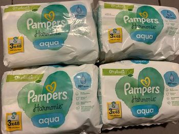 Lot de 12 paquets de 48  lingettes  Pampers NEUF 