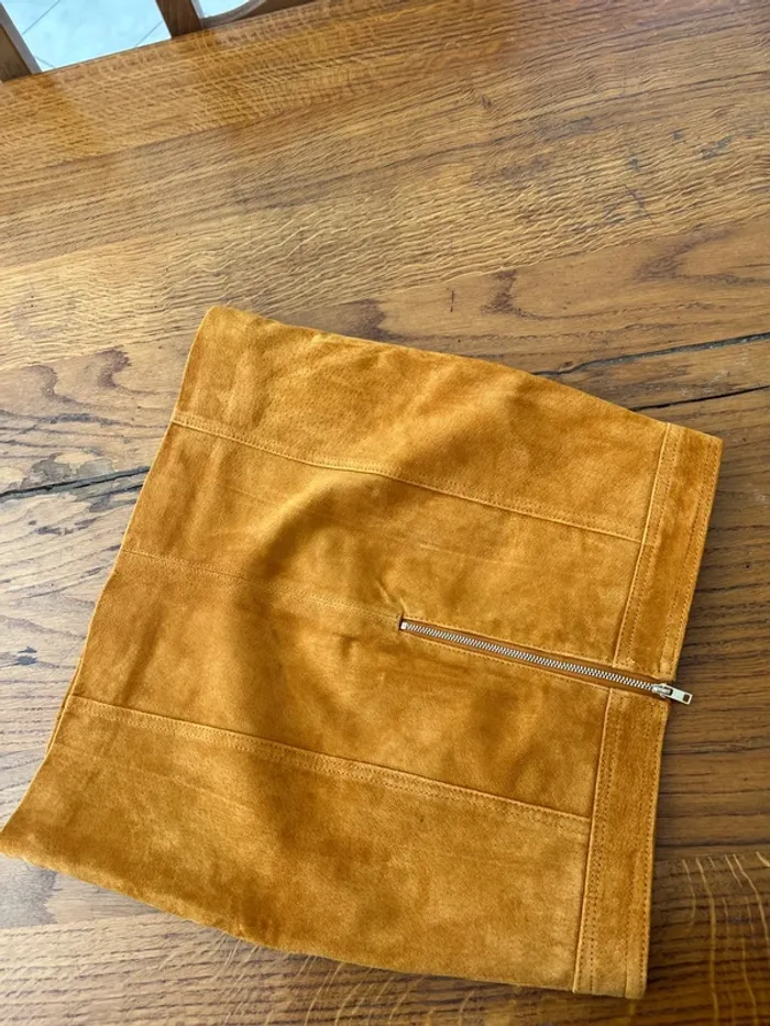 Jupe en cuir - photo numéro 6