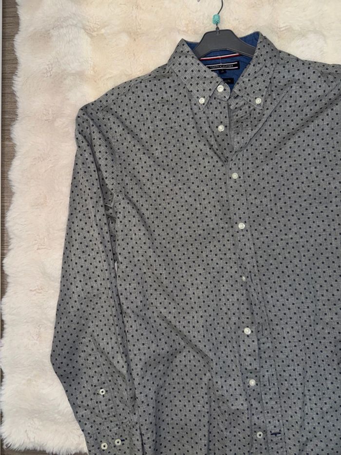 Très jolie chemise tommy Hilfiger porté très peu taille m - photo numéro 4