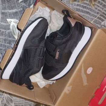 baskets PUMA  taille 28 🎁 neuf 🎁 idée kdo