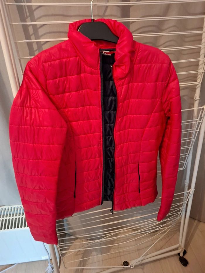 Magnifique doudoune sans capuche fille xs