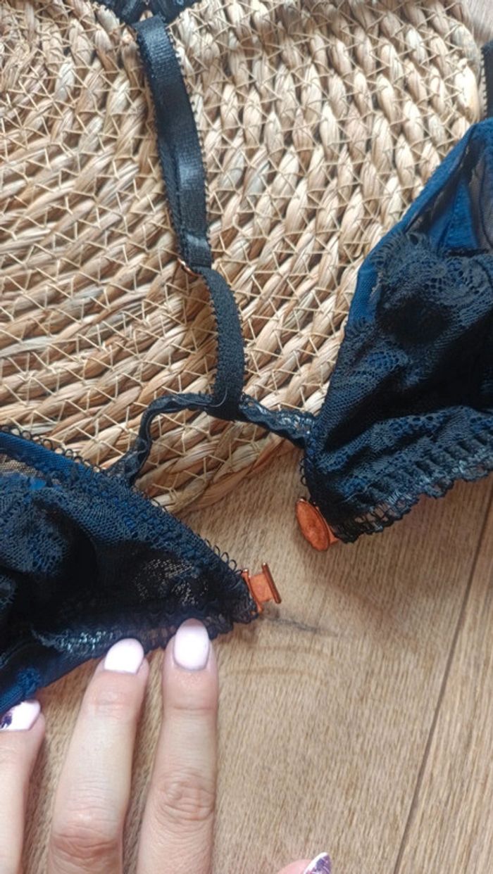 Lot 2 soutien gorge femme Pimkie 34/36 - photo numéro 3