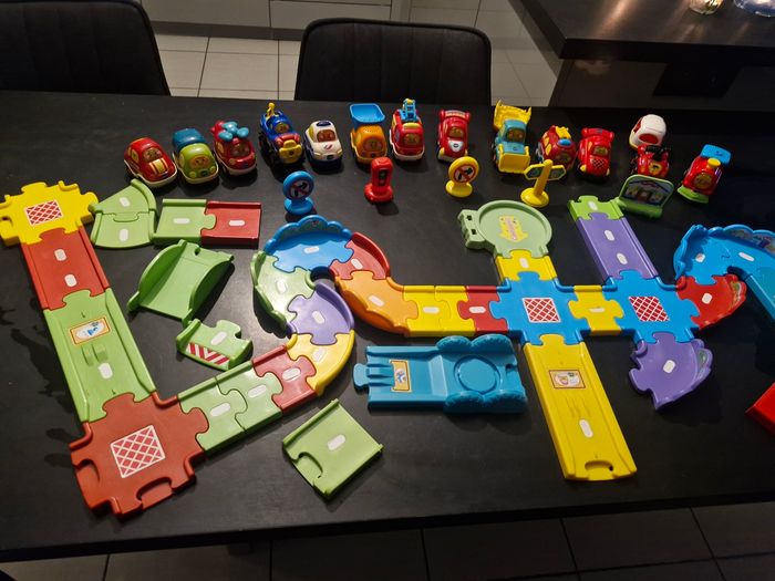 Lot tut tut bolides vtech avec circuit 9