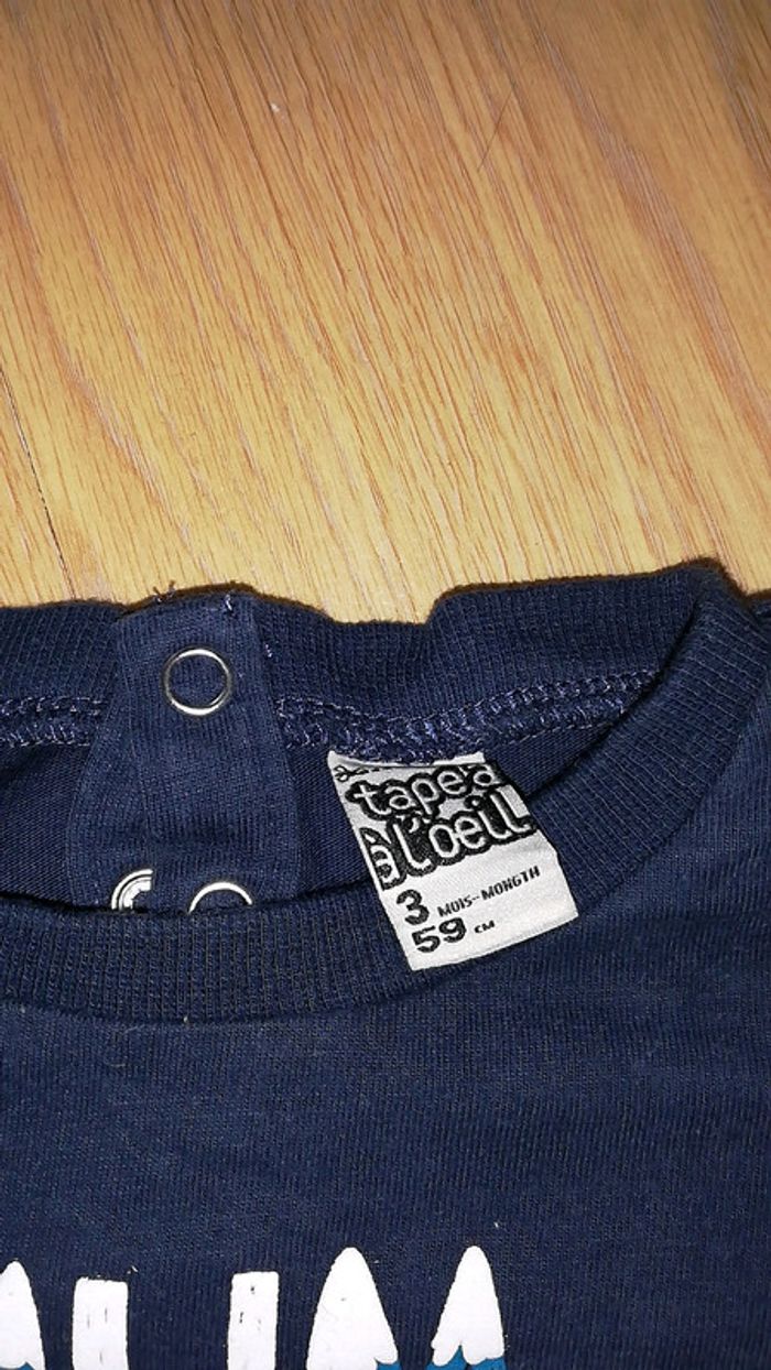 T shirt tape à l'œil 3mois snow super etat - photo numéro 2