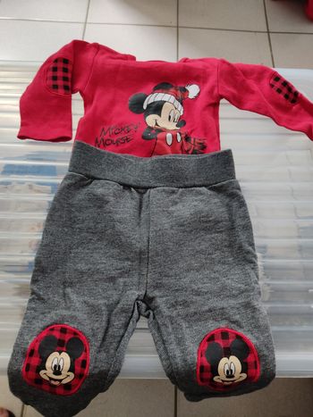 Ensemble body + pantalon 6 mois