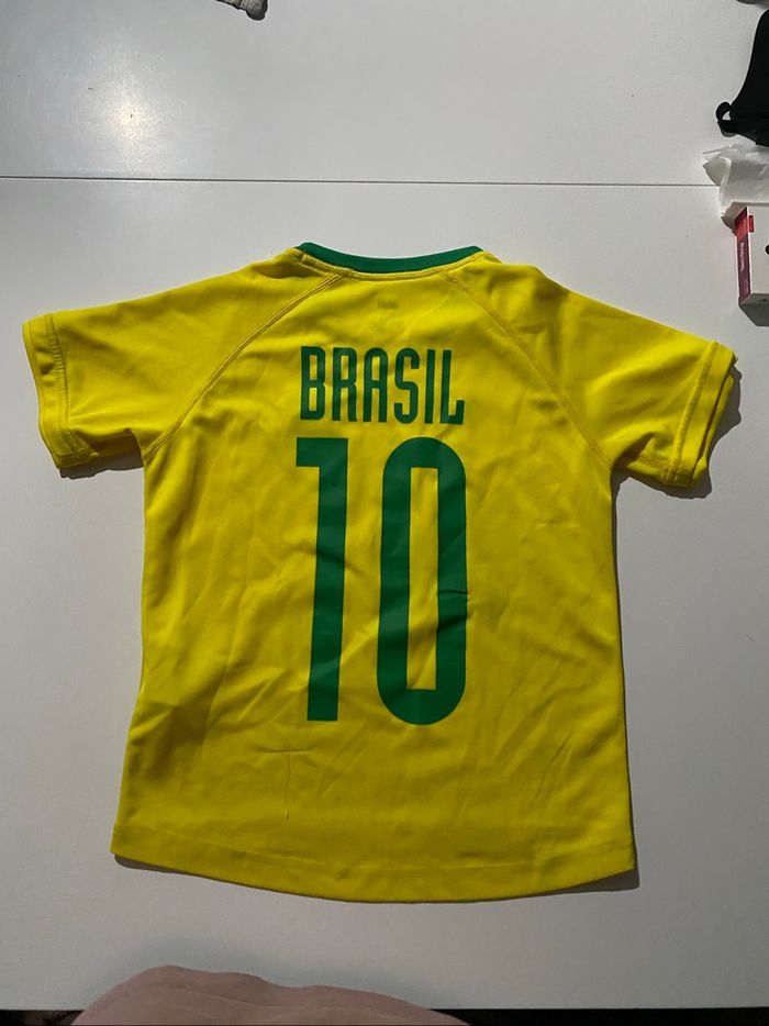 Maillot du Brésil H&m enfants taille 5/6 ans - photo numéro 2