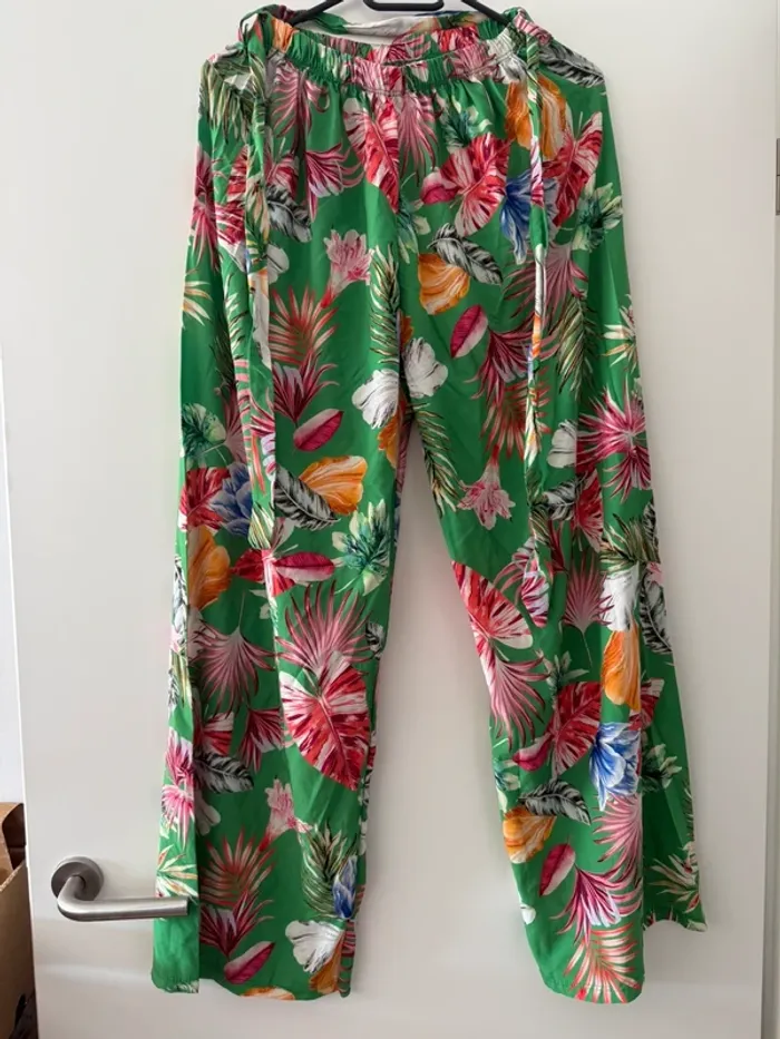 Pantalon Fluide Imprimé Tropical Vert - Jambe Large - Été taille S/M