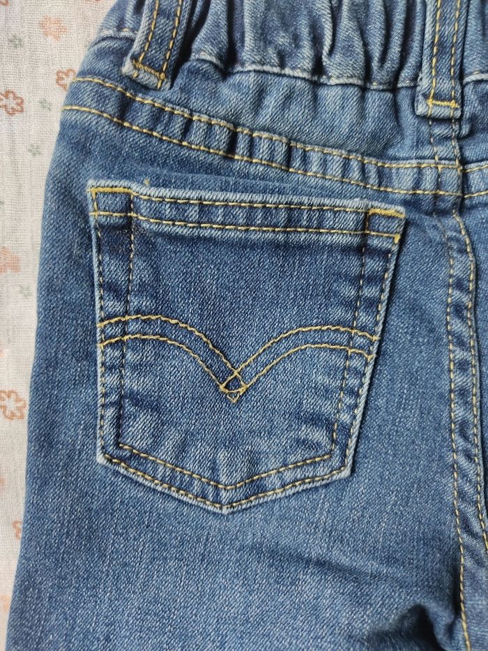 Jean Levi's 514 straight - Taille 9 mois - Parfait état - photo numéro 9