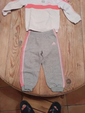 Jogging Fille Addidas