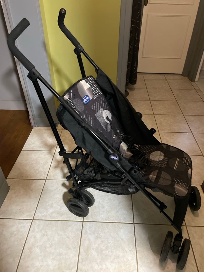 Poussette chicco - photo numéro 2