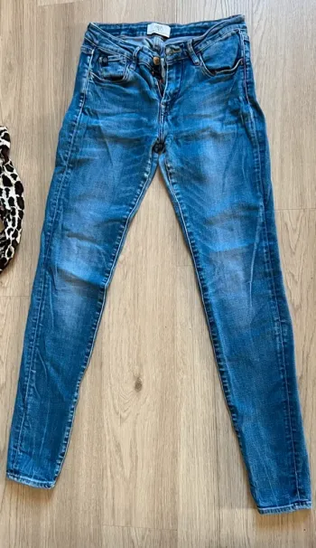Jeans Le temps des cerises