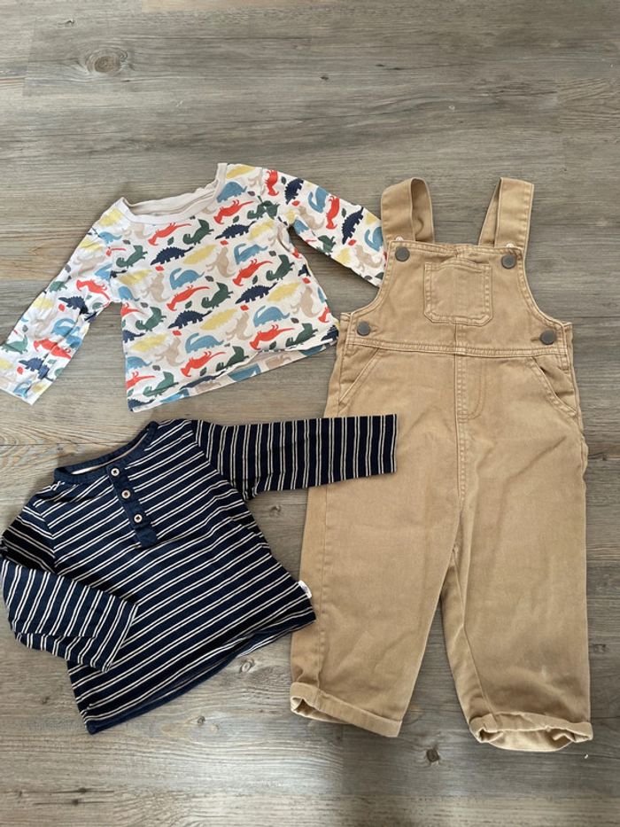 Ensemble tenue salopette 18 mois