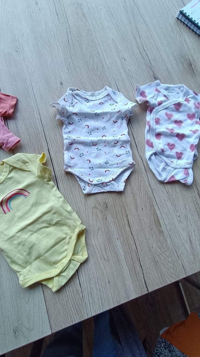 Lot 1 mois été - photo numéro 2