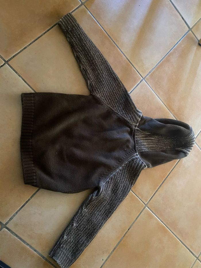 Gilet Zippé Sucre d’Orge 24 mois très bon état