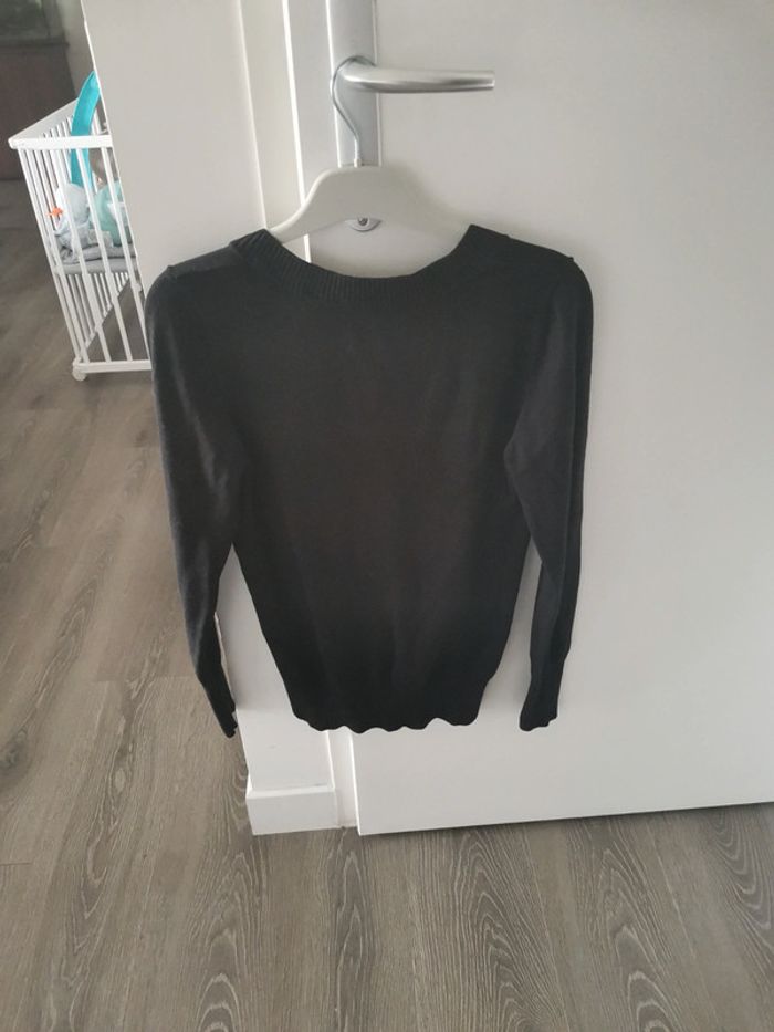 Pull noir - photo numéro 5