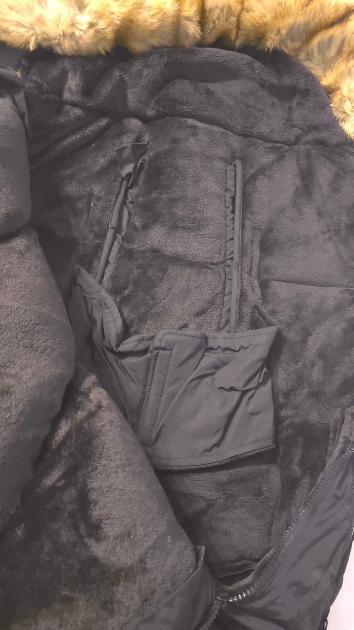 SUPERBE LOT NEUFS !!! 😍🥰👌👌superbe ensemble: chanceliere évolutive 0/5 ans et gants spécial poussette (ferme)😍🤩🥰 - photo numéro 8