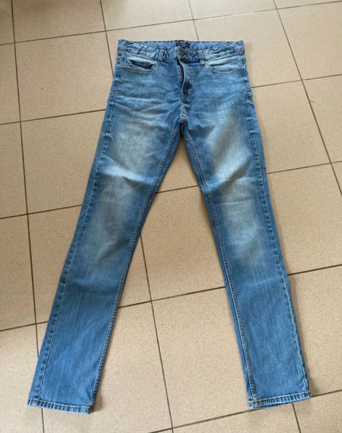 Pantalon, jean de marque Kiabi, taille 40 42 coupe Skinny