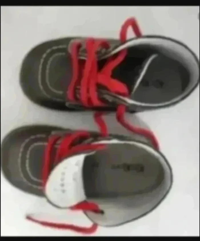 chaussures bottillons bonbon pointure 21 ·Très bon état·Kickers - photo numéro 3