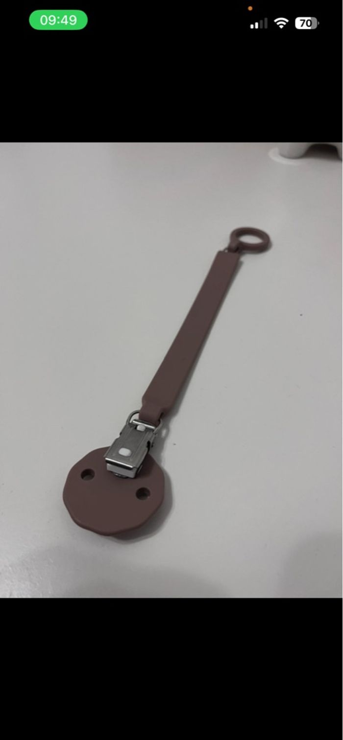 Attache tétine - photo numéro 2