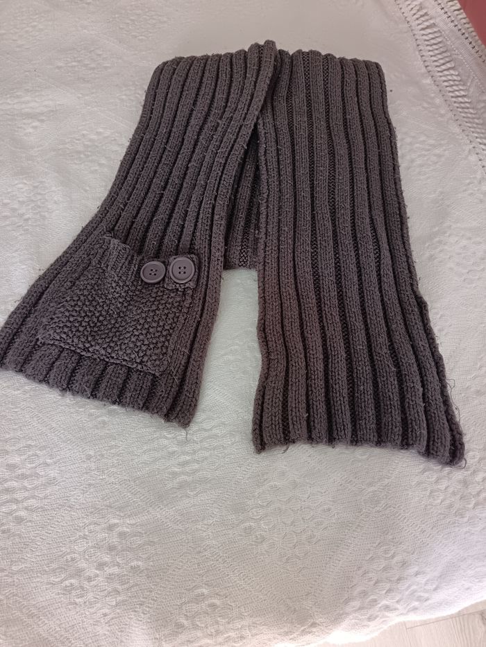 Écharpe  avec poche