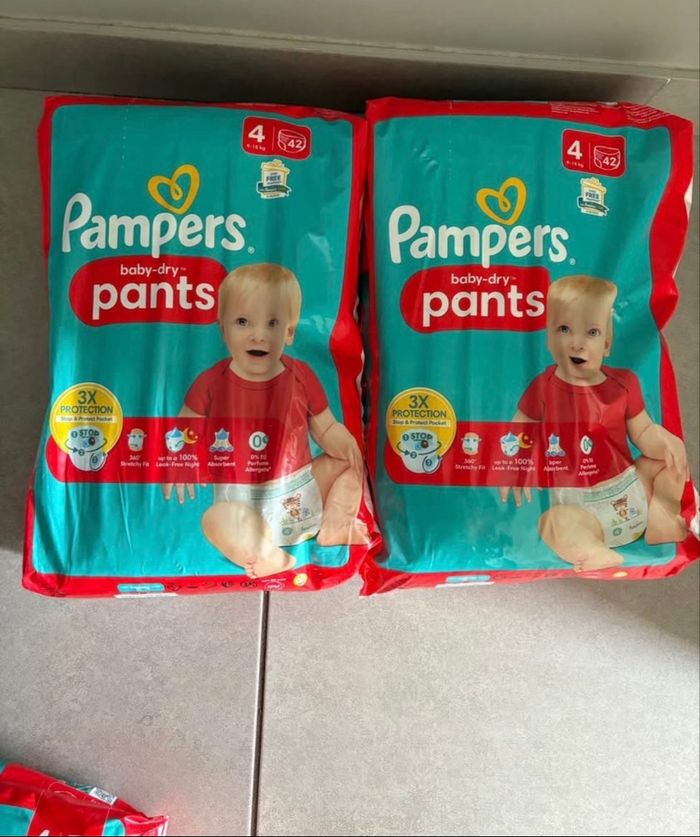 Pampers pant T4