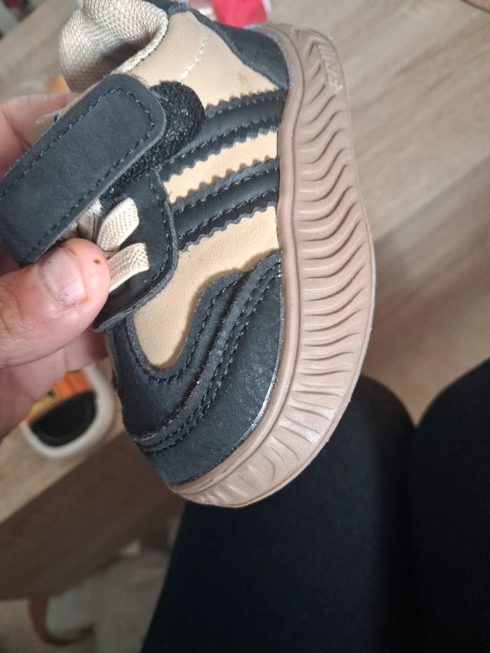 Vend 2 paire bébé - photo numéro 4