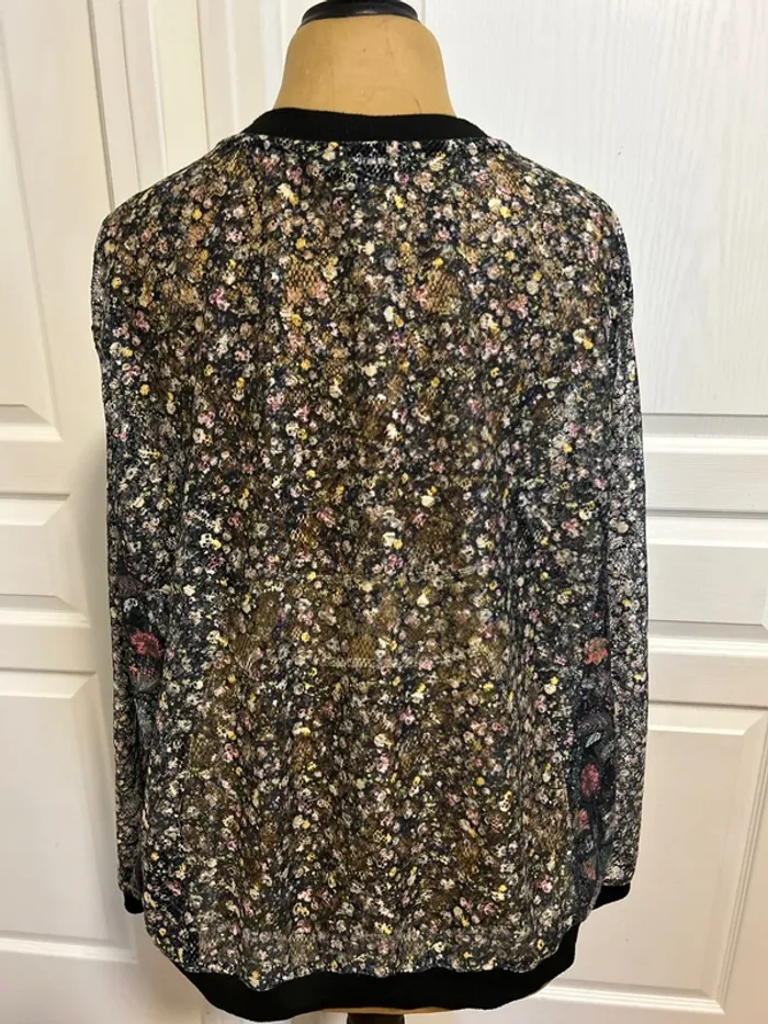 Veste en dentelle fleurie Ulla Popken 50-52 tres bon état - photo numéro 3
