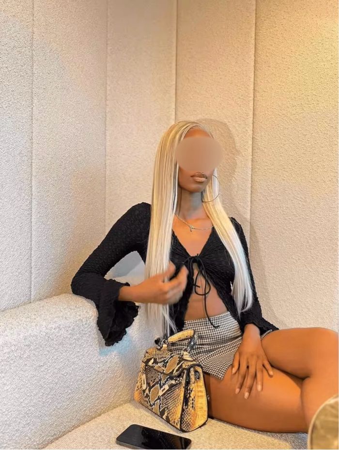✨ Perruque Lace Frontal 13x6 – Cheveux humains – Blond miel – 28 pouces ✨ - photo numéro 1