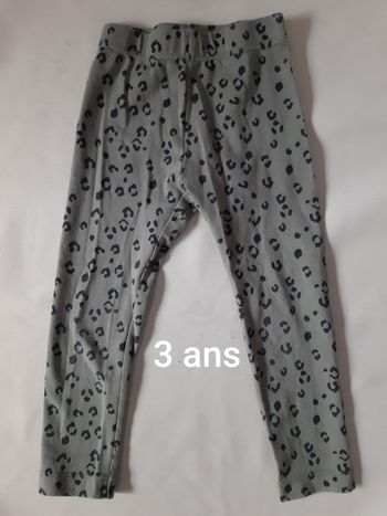 Legging long kaki léopard fille - Kiabi - 3 ans