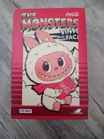Peluche Labubu Coca-Cola