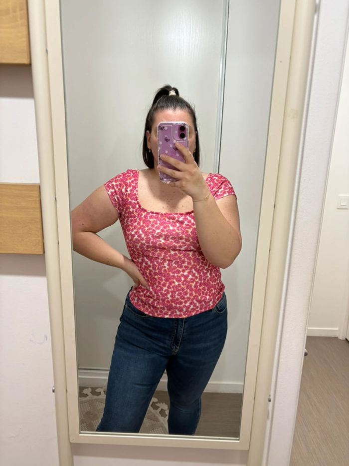 T shirt à fleurs - photo numéro 6