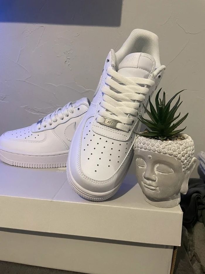 Air Force One Blanc 40 - photo numéro 3