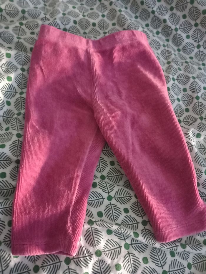 Lot 3 pantalons enfant 6 mois - photo numéro 4