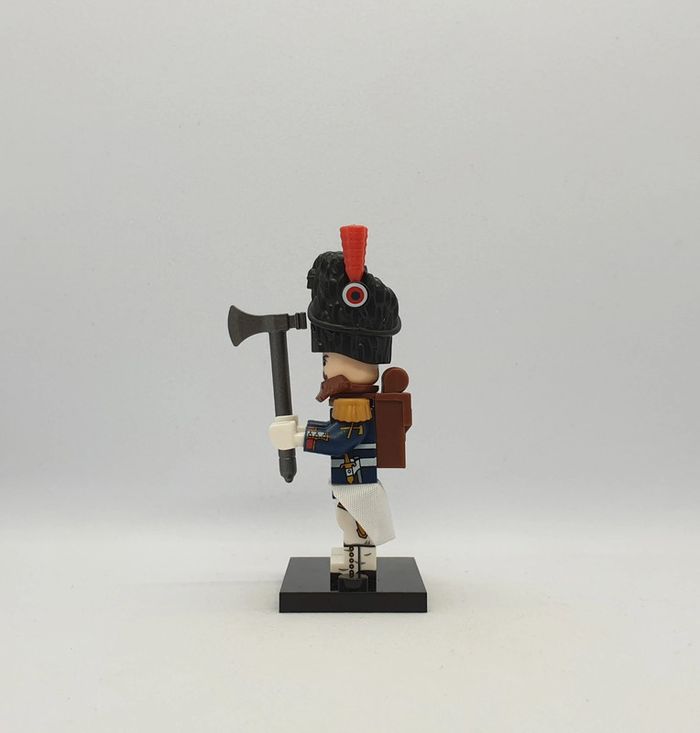 💂 Figurine Guerres Napoléoniennes - Sapeur Français - (Style Lego) 💂 - photo numéro 2
