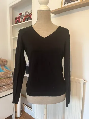 Pull décolleté V