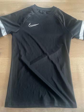 T-shirt Nike