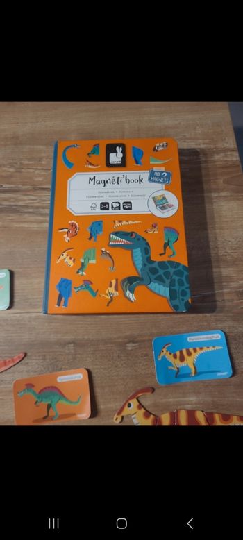Magnéti'book dinosaure