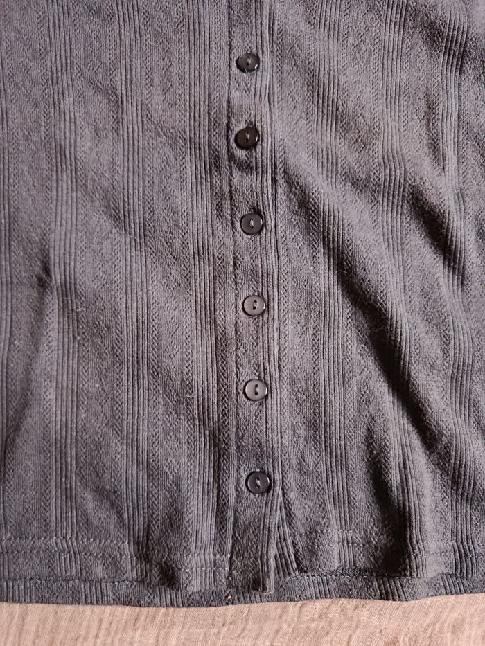 Tee-shirt gris foncé col V femme en M Pimkie - photo numéro 5