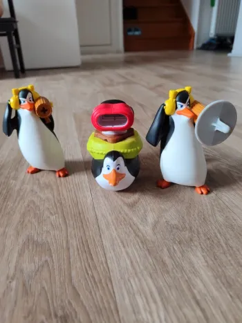 Lot de figurines pingouins jouets