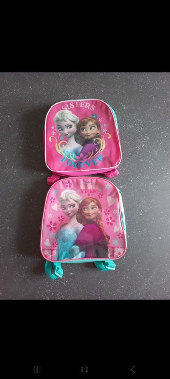 2 sacs à dos reine des neiges disney