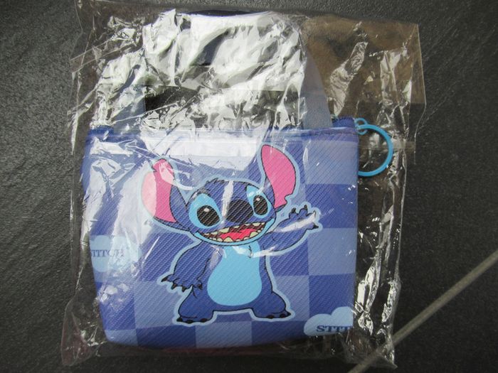 Porte-monnaie en forme de sac à main Stitch neuf - photo numéro 3