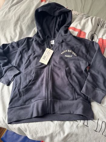 Sweat petit bateau