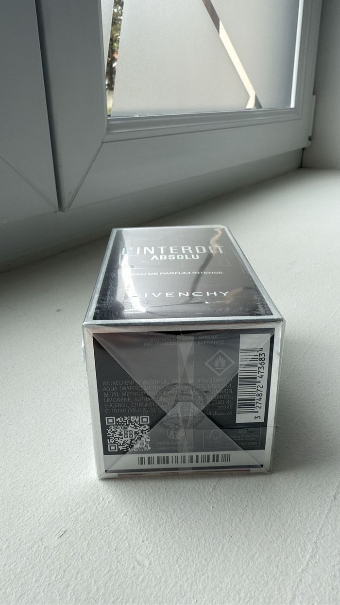 Parfum Givenchy L’interdit absolu - photo numéro 2