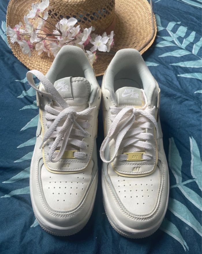 Superbe baskets Nike air force ONE Shadow