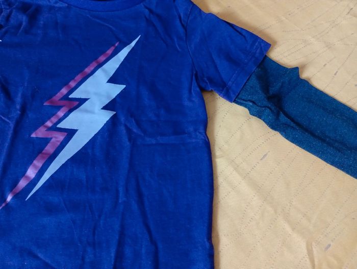 Lot de 3 vêtements assortis : 2 tee shirt + 1 sweat Catimini 6 ans garçon - photo numéro 6