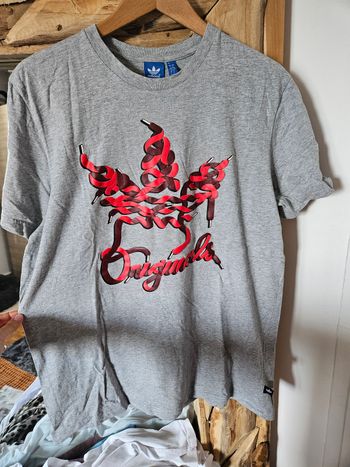 Tee shirt