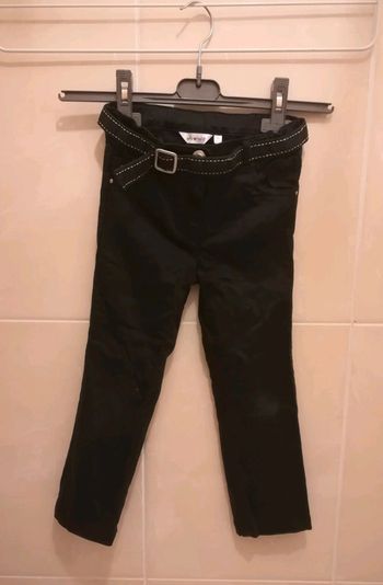 Pantalon noir avec ceinture T4 ans - V92B
